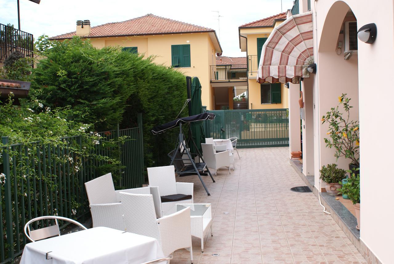 Hotel Residence Mirafiori Loano Kültér fotó